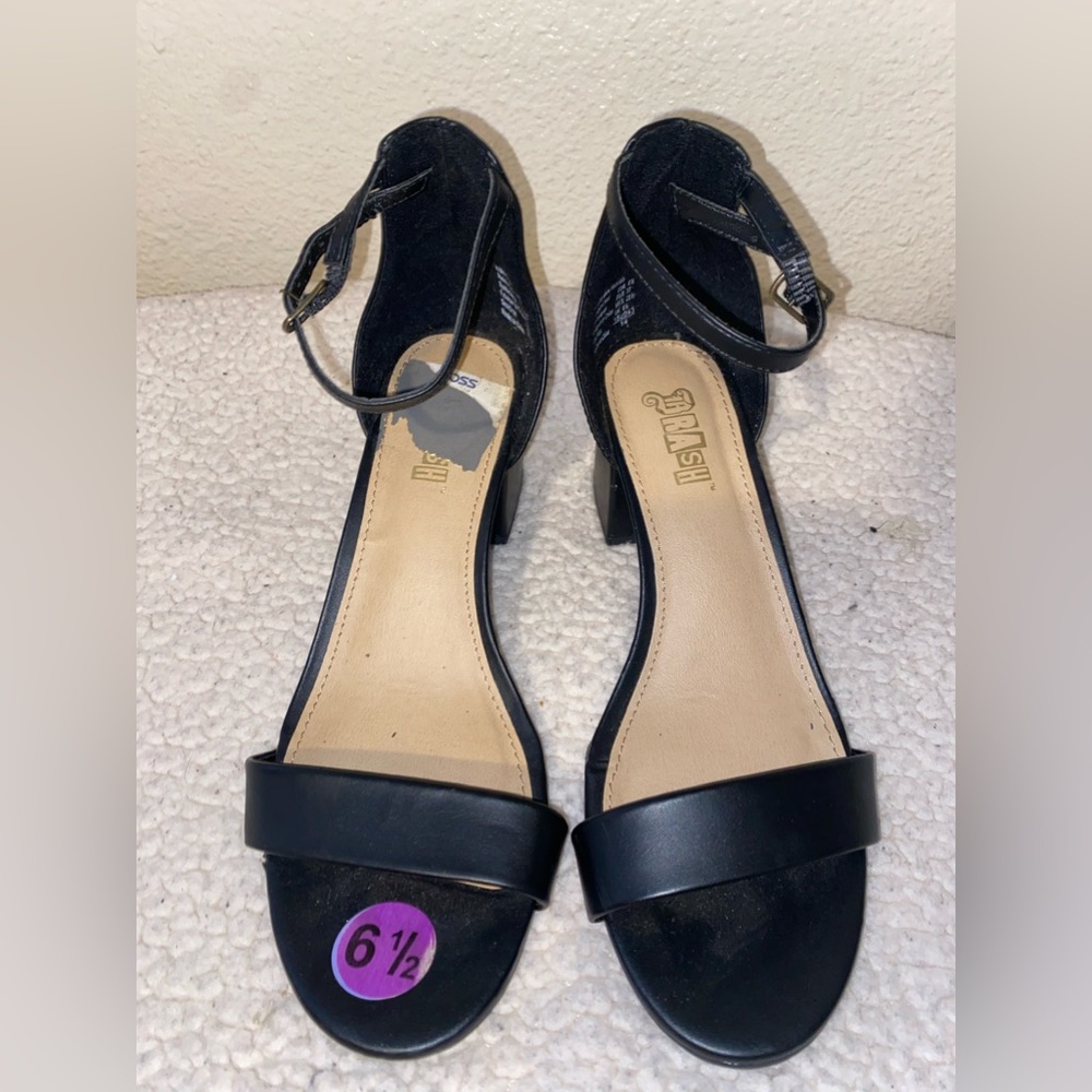Black heels! Super comfortable!